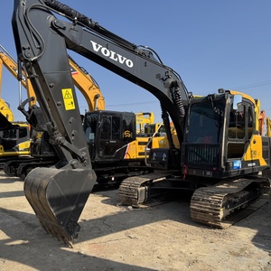 Excavatrice sur chenilles hydraulique Volvo EC140 d'occasion de 14 tonnes, économique en carburant et puissante, pour projets municipaux, d'origine japonaise - Product Image 1