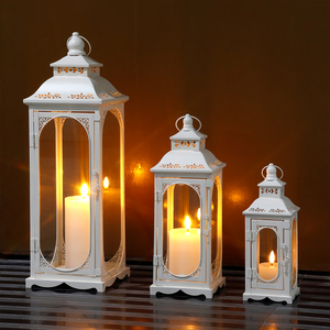 Lot de Grandes Lanternes de Jardin Extérieur en Métal, Bougeoirs Vintage Blancs en Verre pour Mariage - Product Image 2