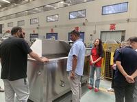 Industriële semi-automatische productielijn voor bananenchips |   Bananen snijdende, wassende, drogende, frituur- en verwerkingsmachine
