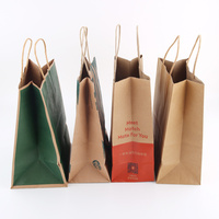 Sacs en papier kraft écologiques pour vêtements, chaussures, chaussettes et fourrures avec impression flexo, logo personnalisé, emballage recyclable