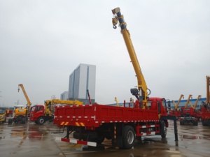 Grúa <span class=keywords><strong>Autocargable</strong></span> Nueva de 5 a 30 Toneladas Montada en Camión con Pluma Recta para una Manipulación Segura y Confiable - Product Image 1