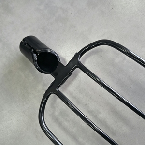 Fourche <span class=keywords><strong>à</strong></span> <span class=keywords><strong>4</strong></span> <span class=keywords><strong>Dents</strong></span> de Haute Qualité et Durable, Couleur Noire, pour Utilisation Agricole et Équine - Product Image 4