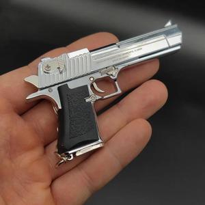 1:3 in lega di zinco <span class=keywords><strong>Desert</strong></span> <span class=keywords><strong>Eagle</strong></span> Full Gun portachiavi in metallo Mini pistola modello portachiavi giocattolo - Product Image 5