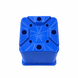 Maceta Cuadrada de Plástico Azul con Logotipo Personalizado, Material PP, Fondo Grueso con Múltiples Orificios de Drenaje, Tamaño Mediano - Product Image 3