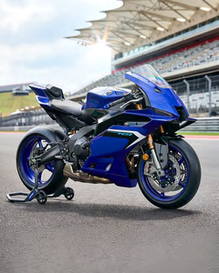 Pare-brise de moto TECO en polycarbonate acrylique transparent neuf, épaisseur 3,0 mm, avec garantie d'un an pour Yamaha R9 2025 - Product Image 4