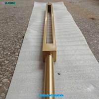 Balustrade d'escalier moderne et minimaliste en laiton de luxe, design mini-poteau, finition anti-rouille et anti-oxydation, couleur laiton antique, pour villa