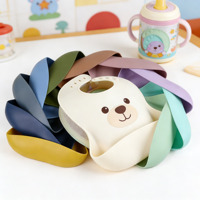 Ensemble de bavoirs pour bébé écologiques, réglables, imperméables, avec logo personnalisé, dessin animé animal, sans BPA, en silicone, bavoirs pour bébé en forme d'ours