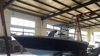 Bateau de pêche en fibre de verre YAMANE de 9 m (30 pieds) au design tendance, console centrale, T-Top, bateau rapide