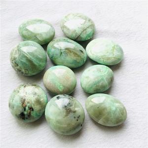 <span class=keywords><strong>Pietre</strong></span> di palma di <span class=keywords><strong>Chakra</strong></span> di cristallo di pietra di luna verde di pietra di cristallo naturale all'ingrosso per la decorazione - Product Image 1