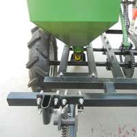 Planteuse de pommes de terre montée sur tracteur avec fertiliseur, directement de l'usine, pour la culture agricole et la plantation de pommes de terre
