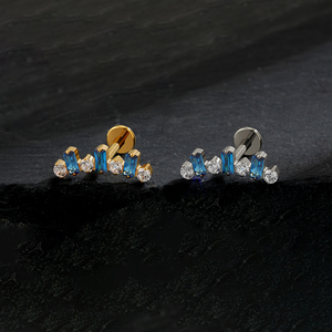 Boucles d'oreilles en zircon bleu et blanc, boucles d'oreilles en titane ASTM F136, boucles d'oreilles pour cartilage, labret, hélix, piercing d'oreille pour femmes, bijoux fins pour le corps - Product Image 2