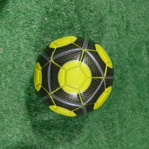 Balón de Fútbol Cosido a Máquina de PU, Diseño Nuevo, Promocional, para Deportes de Equipo, Tamaño 5, para Entrenamiento de Adultos y Jóvenes - Product Image 4