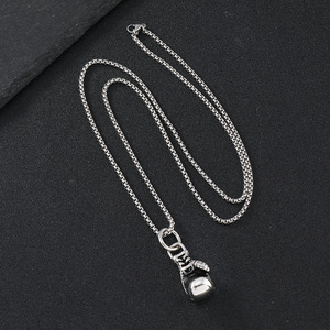 Neuankömmling Herren Titan Stahl Anhänger Schmuck Vergoldet Box handschuh Design Fitness Sport Edelstahl Schmuck - Product Image 1