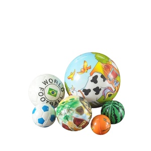 Pelota de fútbol de peluche de plástico de colores, barata - Product Image 3