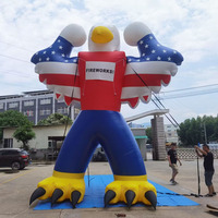 Ballons décoratifs de vacances américains Drapeau gonflable géant Aigle Homme Ballon à vendre