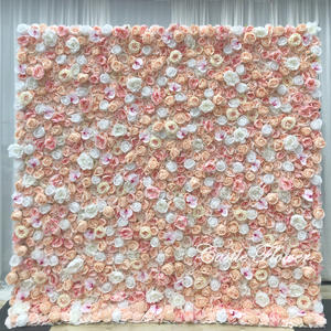 ฉากหลังงานแต่งงานแบบม้วนเก็บได้ รุ่น FW511-1 สีขาว ประดับด้วยดอกไม้ประดิษฐ์และขนนกกระจอกเทศสีขาว - Product Image 3