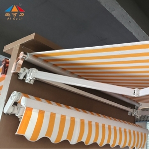 <span class=keywords><strong>Auvent</strong></span> rétractable manuel de qualité commerciale, design robuste <span class=keywords><strong>pour</strong></span> les entrées de restaurants et de magasins - Product Image 4