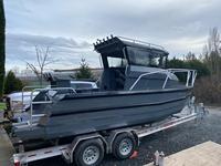 Bateau à moteur en alliage d'aluminium à grande vitesse de 23ft 7m avec moteur hors-bord de 2.45m/8ft pour la pêche durable et certifié CE 1580kgs