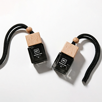 Bouteille en verre noir décorative de 8 ml pour diffuseur de parfum de voiture, sans étiquette, scellée au bouchon de liège, à suspendre