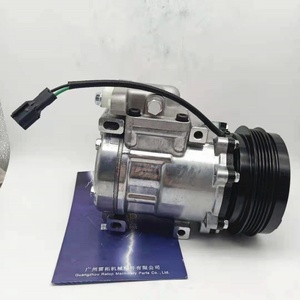 เครื่องปรับอากาศรถขุด 24V DX225 รุ่น 440205-000700 คอมเพรสเซอร์แอร์ DX225 รุ่น 440205-000700 2208-6013B - Product Image 1