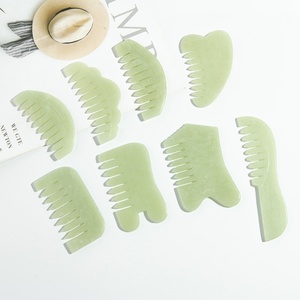 Venta al por mayor Xiuyan Jade peine Natural Gua Sha cuero cabelludo masaje peine cabeza meridiano herramienta de raspado Facial para relajarse - Product Image 2