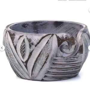 Grand bol à laine en bois artisanal, écologique, portable, design unique, support à laine durable pour projets de tricot - Product Image 5