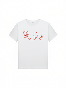 T-Shirt da Donna Maison Kitsun con Collo Tondo, Manica Corta, Stampa Cuore e Farfalla per San Valentino, Stile Romantico, 100% Cotone - Product Image 1