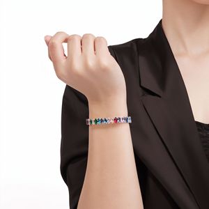 Bracelet Marquise en Zircon pour Femme, en Alliage de Cuivre avec Sertissage Clos, Bijou de Soirée Scintillant, Bracelet Rigide en Cristal, Tendance et Luxe Léger - Product Image 4