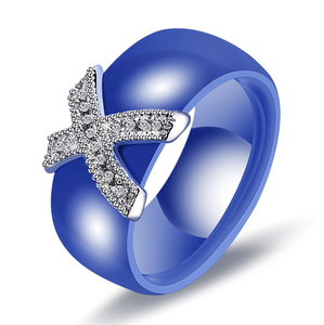 Nouveauté 2024 Vente en gros Bague en céramique unisexe à motif croix en X avec zircon cubique, largeur 8 mm - Product Image 3