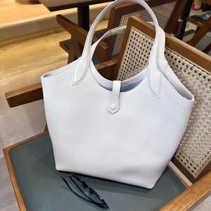 Sac fourre-tout pour femme en cuir de vachette litchi Artisan Togo, doublure entièrement en cuir, style chic parisien, pour le <span class=keywords><strong>week</strong></span>-<span class=keywords><strong>end</strong></span>, boutique européenne, fournisseurs en gros - Product Image 2