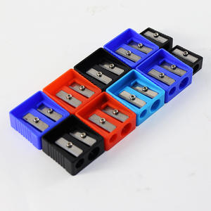 Taille-crayon en plastique à double et simple trou incliné - Product Image 4