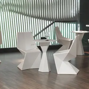 Conjunto de mesa de jantar e cadeiras luxuosa moderna cadeira Vertax de fibra de vidro para sala de jantar