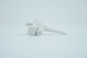 إبرة اختراق من مادة ABS مع مقبض شفاف لمجموعات العلاج بالتسريب، عالية الدقة، مصدر تصنيع مباشر - Product Image 5