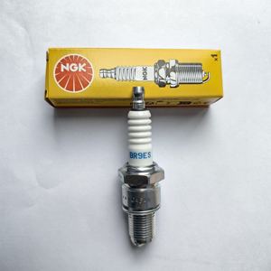 摩托车发动机零件Buja原装NGK蜡烛5722 BR9ES本田汽车，0242255502 /0242255504原始设备制造商9807959840 - Product Image 3