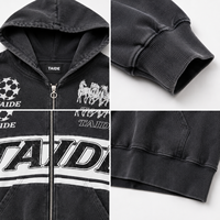 TaiDe Sweat à capuche court zippé noir délavé avec étiquette personnalisée, imprimé panneau moto course et patch drapeau, coupe carrée, fabricant de vêtements OEM ODM pour hommes
