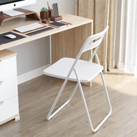 Chaise d'hôtel de haute qualité, chaise pliante de luxe, chaise de réception d'hôtel en plastique transparent empilable