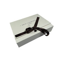 Boîte rigide beige personnalisée avec couvercle et base pour emballage cadeau, avec insert et logo en feuille d'or ou d'argent, personnalisation de la couleur possible