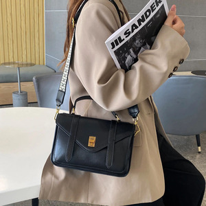 Mercancía General 2026, Nuevo Bolso Bandolera de Cuero Vacuno Puro, Bolso Cuadrado Pequeño de Mano, Bolso Casual Versátil de Alta Gama en Cuero Genuino - Product Image 2