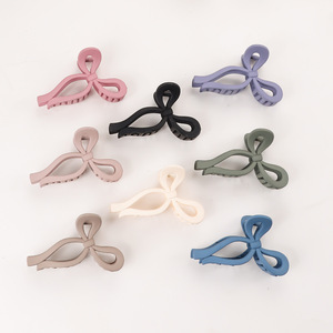 Элегантная заколка для волос Gorace Jewelry с кристаллами и матовым бантом, большая заколка-диск, зажим для волос, женский зажим-«акула» для затылка, подарок - Product Image 1