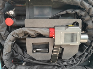 200W 300W 500W Pulse Fiber Handheld <b>Laser</b> <b>Cleaning</b> <b>Machine</b> for Paint/Rust Removal Wood Stone Stainless Steel Aluminum Glass High - Product Image 4