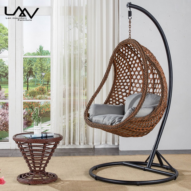 Outdoor Egg Shaped Swing Chair - Modern Wicker Hanging Chair with