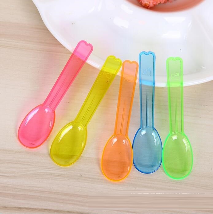 Bunte 8cm Einweg-Transparente Plastiklöffel für Eiscreme und Dessert