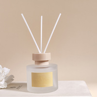 Logo personnalisé bouteille en verre parfum huile essentielle roseau arôme parfum diffuseur roseau coffrets-cadeaux pour la maison hôtel