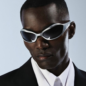 2025 Dropshipping Y2K Cool <strong>Design</strong> Men Punk New <strong>Fashion</strong> Sunglasses Retro Women Ins Brand <strong>Design</strong> Shade Sun <strong>Glasses</strong> for <strong>Party</strong> - Product Image 3