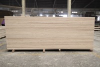 Lámina de Madera Contrachapada de Caucho 4x8, Superficie Plana, Calidad de Exportación
