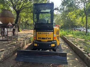 Excavatrice Komatsu PC35 d'occasion, nouvellement arrivée en stock, mini-excavatrice de 3 à 4 tonnes, faible nombre d'heures de fonctionnement, moteur 100% d'origine. - Product Image 4