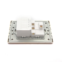 Plaque murale SC70 de type luxe en aluminium brossé à grain de bois, prise américaine standard 6 pôles et 2 prises murales USB