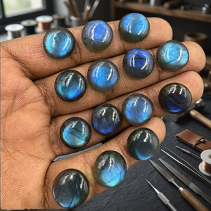 Lot en gros de cabochons de labradorite naturelle bleue chatoyante de 14 mm, pierres précieuses lisses et rondes de haute qualité pour la fabrication de bijoux, 1 kg - Product Image 4