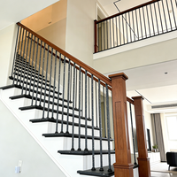 Ventes en gros de rampes de balcon en métal carrées creuses de style moderne, balustrades d'escalier en fer forgé pour l'intérieur