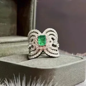 कोशी कस्टम 5a बड़ा cz क्यूबिक ज़िरकोनिया एराल्ड पत्थर हरे रंग की अंगूठी महिलाओं के लिए विंटेज डायमंड सिल्वेलरी पार्टी रिंग